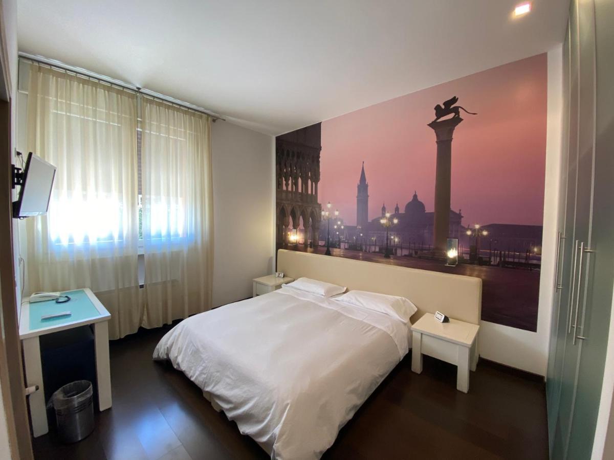 Hotel Angi Fosso  Luaran gambar