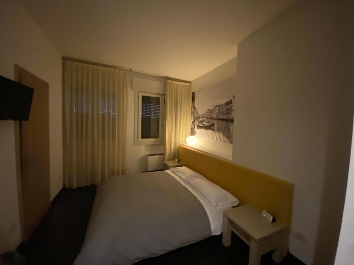 Hotel Angi Fosso  Luaran gambar